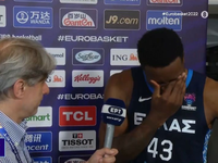 O Θανάσης Αντετοκούνμπο δάκρυσε στην κάμ...