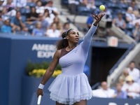 Στο βάθρο των Αμερικάνικων Βραβείων Μόδα...