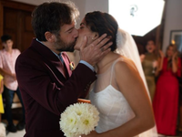 Ο Κωστής Μαραβέγιας «λιώνει» από έρωτα γ...