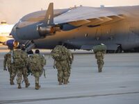 WSJ: 3.000 Aμερικανοί πεζοναύτες ετοιμάζ...