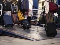 Πασχαλινή έξοδος σε πλήρη εξέλιξη: Πάνω ...