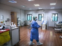 Κορωνοϊός: Εκρηκτικό μείγμα ενόψει χειμώ...