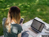 Τέλος τα κινητά στα σχολεία – Το νέο «ποινολόγιο» 