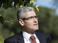 Ο Άγγελος Τσιγκρής εκπρόσωπος της Βουλής...