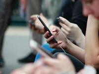 Πάτρα: H πρώτη αποβολή μαθητή για κινητό...