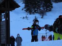 Καλάβρυτα: "Πόλεμος" την Κυριακή στο Χιονοδρομικό Κέντρο- Χιλιάδες οι επισκέπτες - ΦΩΤΟ
