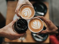 Μεγάλη άνοδος των τιμών σε καφέ, ζάχαρη ...