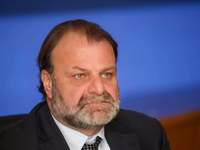 Λάζαρος Λασκαρίδης: Κρίσιμα τα επόμενα τ...