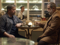 Κάνε ότι κοιμάσαι - επόμενα επεισόδια: Ο...