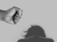 Κρήτη: 43χρονος φέρεται να χτύπησε και ν...