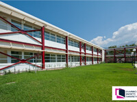 Σε μοντέλο πλήρους εξ αποστάσεως εκπαίδε...