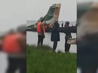 Τανζανία: Αεροπλάνο της Precision Air συ...