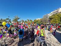 Πατρινό Καρναβάλι: Ανέβηκε σε δύο ρόδες ...