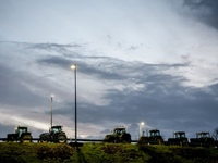 Κλιμακώνουν τις κινητοποιήσεις οι αγρότε...