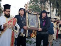 Βάγια και κοσμοσυρροή για την Παναγία Σο...