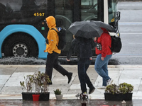 Καιρός: Η ομπρέλα απαραίτητη όλη την εβδ...