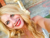 Άννα Μαρία Ψυχαράκη: Γιατί δεν αποκαλύπτ...