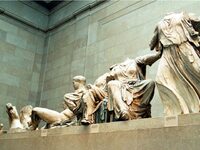 Γλυπτά του Παρθενώνα: Το 54% των Βρετανώ...