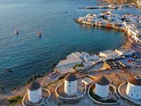 Μύκονος: Ο αρχαιολόγος που έπεσε θύμα ξυ...