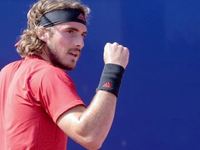 Στέφανος Τσιτσιπάς: Ρεκόρ καριέρας με 10...