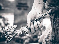 Σοκαρισμένη η Πάτρα από τον χαμό δύο νέων ανθρώπων