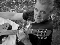 Τετάρτη βράδυ live με τον Γιώργο Παράμερ...