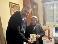 Ο Σπύρος Σκιαδαρέσης συνάντησε την Αθηνά...