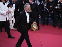 Αποθέωση για τον Κόπολα στις Κάννες, συγ...