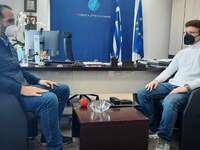 To 11o Λύκειο της Πάτρας στη Βουλή των Εφήβων To 11o Λύκειο της Πάτρας στη Βουλή των Εφήβων