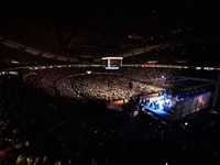 Χιλιάδες κόσμου αποθέωσαν τον μοναδικό Σ...