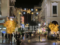 Εορταστικό ωράριο στην Πάτρα: Πότε ξεκιν...