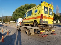 Ο κορωνοϊός χτύπησε και τα ασθενοφόρα, σ...