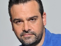 Συναυλία με τον Δώρο Δημοσθένους και τη ...