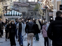 Κορωνοϊός: Πώς εξηγείται ο υψηλός αριθμός θανάτων