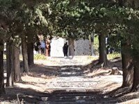 Η οικογένεια της 16χρονης στα Τρίκαλα μι...