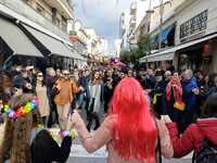 Τσικνοπέμπτη με χάλκινα και χορούς στην ...