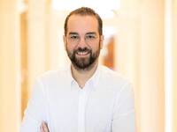 Δημοσκόπηση: Ισχυρό προβάδισμα του Περιφ...