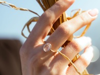 Έκθεση χειροποίητου κοσμήματος από το 7e...