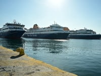 Κανονικά τα ακτοπλοϊκά δρομολόγια από Πε...