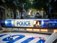 Μέλη της «Επαναστατικής Αυτοάμυνας»  οι ...