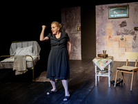 Ο μονόλογος "Συμβολαιογράφος" ...