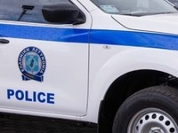 Τη σκότωσαν έξω από το σπίτι της στην Αγία Βαρβάρα