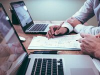 Υπερωρίες και δώρο Χριστουγέννων: Οι αλλ...