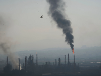 Επίθεση σε διυλιστήριο στη Χάιφα- Διακοπ...