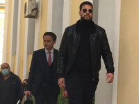 "Βρήκα τη Ρούλα να κάνει ΚΑΡΠΑ στην...