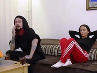 Ο Sin Boy μας παρουσιάζει τη σύντροφό το...