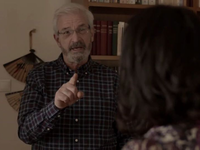 Σασμός: Ο Τάσος με ατάραχο στυλ διώχνει ...