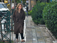 Καρυστιανού: Σκεφτείτε τι κρύβουν τα βίν...