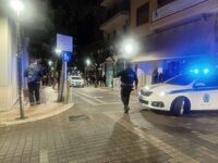 Αγρίνιο: Μαχαίρωσαν 16χρονο στο κέντρο τ...