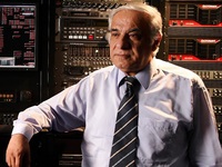 Ο Διονύσης Σιμόπουλος στο thebest.gr: &q...